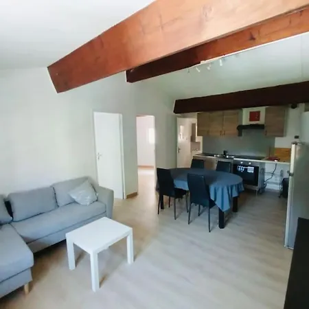 Centre D'auterive Apartament